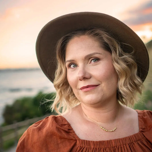 Viesti | Rohkea kaulakoru kulta