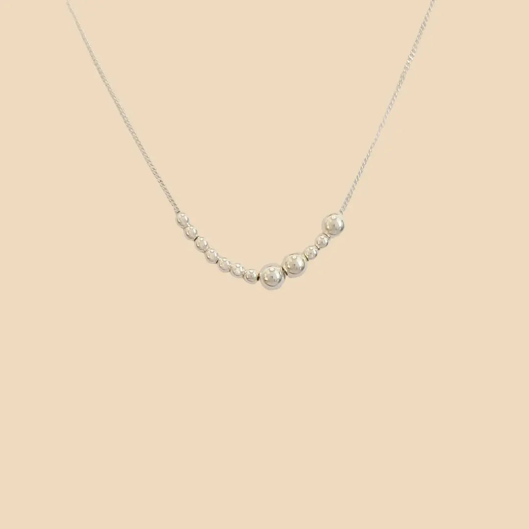 Viesti | Ihana kaulakoru hopea